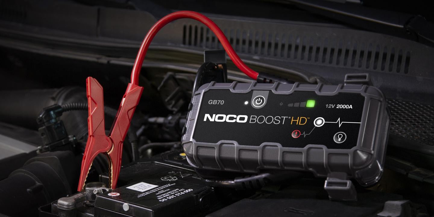 Boost 12V 2000A Jump Starter